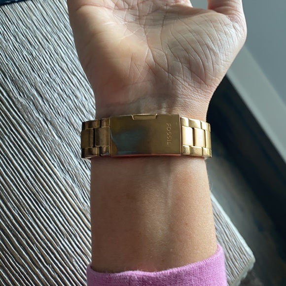 Rose Gold FOSSIL Watch - Picture 8 of 8